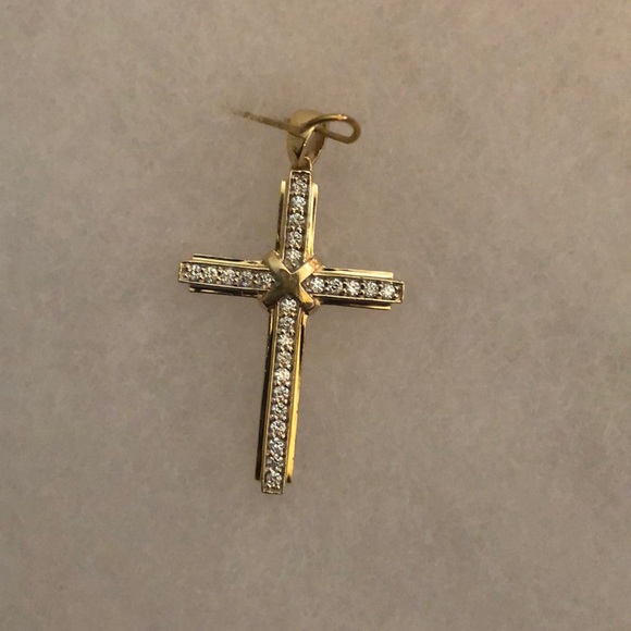 Other - 10k gold cross with half carat of white diamonds